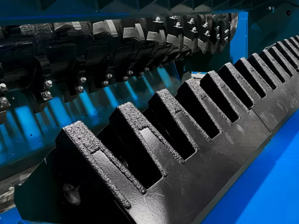 2024-04-24_BM_36_Schnittspalt_800x600